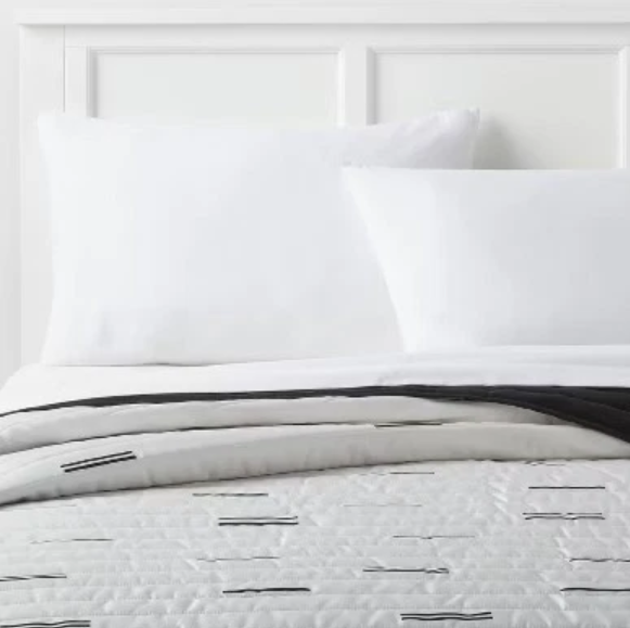 Room Essentials Full/Queen Midweight Satin Quilt eBay