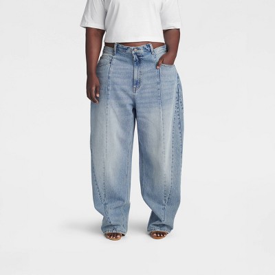 KBB by KAHLANA Women's Mid-Rise Barrel Leg 'The Deconstructed Jean' - Light Wash 28