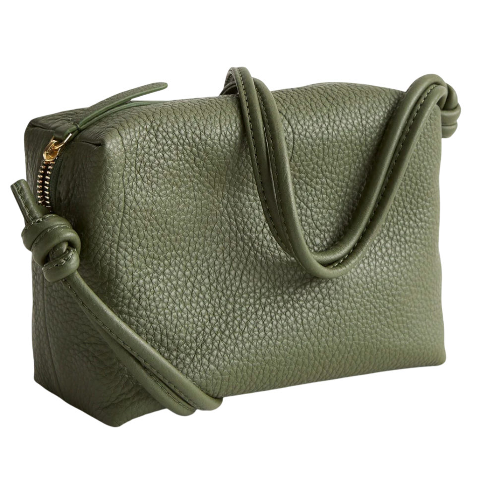 Vera Bradley Bags & Accessories under $48
