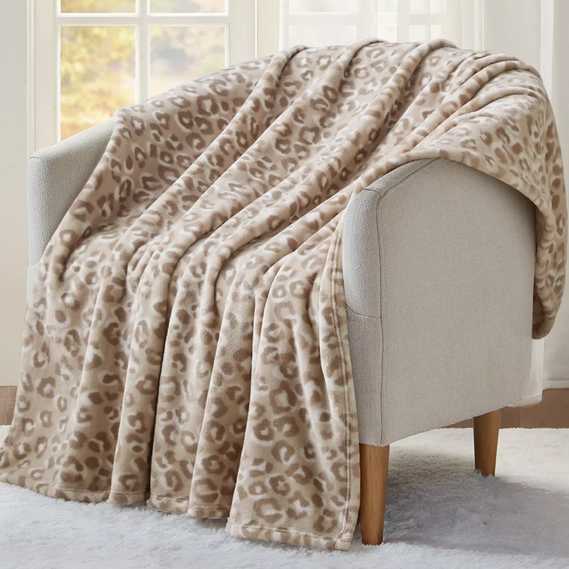 Macy's Throws $12 or Less
