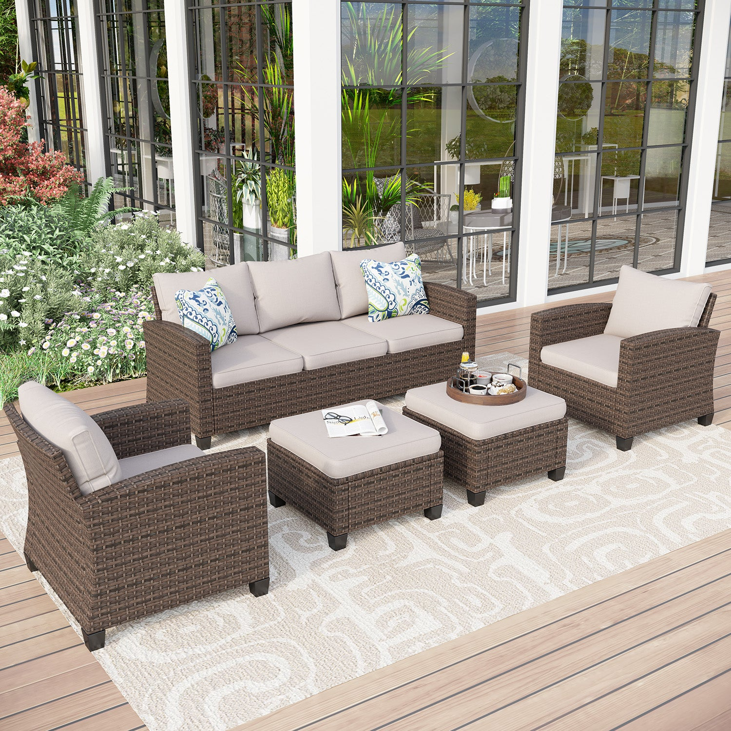 $830 Patio Set Drops to $590 Our Code