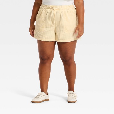 Women's High-Rise Corduroy Pull-On Shorts - Universal Thread™ Cream 4X