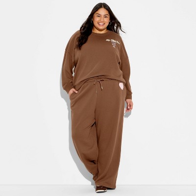 Women's Crewneck Polly Pocket Fleece Graphic Pullover Sweatshirt - Brown 1X