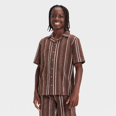 Boys' Short Sleeve Striped Woven Button-Up Shirt - art class™ Brown M