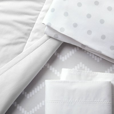 Crib Bedding Set - Gray - 4pc - Cloud Island™